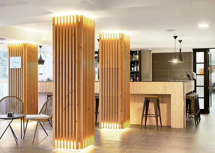 Exe Portals Nous (Adults Only)